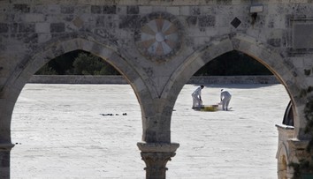 V Jeruzaleme strieľali Palestínčania, zomreli dvaja izraelskí policajti