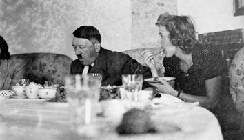 FSB zverejnila spis o posledných minútach života Adolfa Hitlera. Možno nezomrel vlastnou rukou, naznačujú Rusi