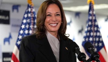 Kamala Harrisová oficiálne získala nomináciu za kandidátku demokratov do volieb