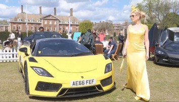 Luxus na štyroch kolesách: Športové autá a veterány na jednom mieste