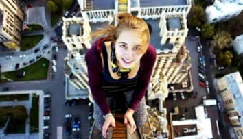Pri selfie fotení zomrelo za dva a pol roka 127 ľudí. Ktorá krajina vedie?