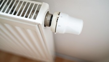 Robíte aj vy túto chybu v sprche? Odborník radí, ako znížiť účty za energie