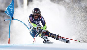 GALÉRIA+VIDEO: Šok v Killingtone. Shiffrinovú o sté víťazstvo obral škaredý pád, publikum stíchlo