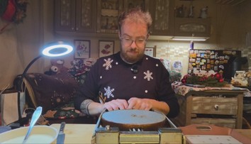 Má záľuby, ktoré nie sú bežnou výbavou pre chlapa. Navštívili sme však muža, ktorý je výnimkou z pravidla