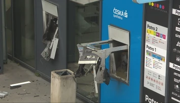 Vyhadzovali bankomaty do vzduchu: Skupina zadržaná v Česku mohla vyčíňať aj na Slovensku