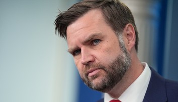 Mierové rokovania medzi USA a Iránom sa vo Švajčiarsku neuskutočnia. J. D. Vance zrušil plánovanú cestu