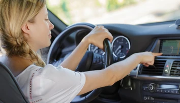 Máte staršie auto? Bežná návšteva servisu sa môže predražiť