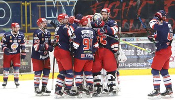 Zvolen zvíťazil nad Slovanom po predĺžení a po triumfe 4:1 na zápasy postúpil do finále