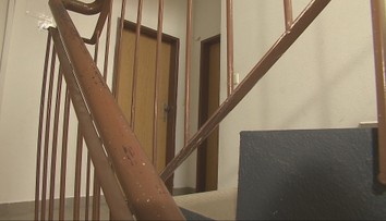 Láska čašníčky a futbalistu sa skončila tragicky. Po jednej z hádok ho mala v byte dobodať na smrť