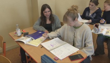 Na podanie prihlášky na strednú školu ostáva jeden deň. Zmeny v termínoch zavarili deviatakom