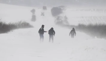 Na turistku v horách radšej zabudnite. Pre tri okresy platí najvyššia výstraha pred orkánom