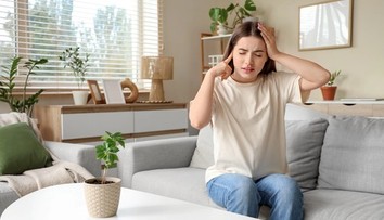 Pískanie v ušiach dokáže znepríjemniť život. Tinnitus často vzniká bez známej príčiny