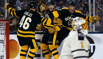 Winter Classic v NHL ponúklo veľkolepú šou. Zápas bol však chudobný na góly