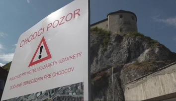 Ak sa chystáte do Trenčína, čaká vás zmena. Do centra sa už zo stanice cez jediný podchod nedostanete