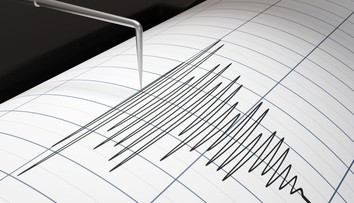 Extrémne silné zemetrasenie v Oceánii. Epicentrum sa nachádzalo hlboko v mori