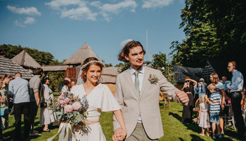 Zo slovenského hereckého páru sú manželia. Rodičia dcérky si povedali áno