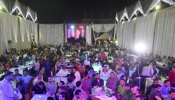 VIDEO: Svadba sa v sekunde zmenila na tragédiu. Mladý ženích zomrel počas tradičného tanca s nevestou