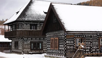Turnikety v Čičmanoch? Šimkovičová navrhla platiť za vstup, starostka má pre ňu odkaz