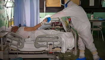 Nové ohnisko nákazy v Budapešti. V domove dôchodcov sa infikovalo 29 ľudí, jeden zomrel