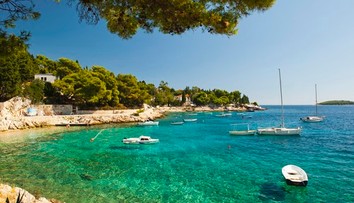 Obľúbená dovolenková destinácia rieši vážny problém. Turisti by mali byť opatrní, najmä pri venčení psov