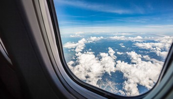 Online už aj vo vzuchu, EÚ povolila používanie smartfónov počas letov