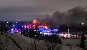 VIDEO: Letecké nešťastie vo Vilniuse. Lietadlo sa pred nárazom do domu kĺzalo stovky metrov
