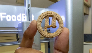 Budeme vo vesmíre jesť plasty? Nový objav mení odpad na výživnú bombu