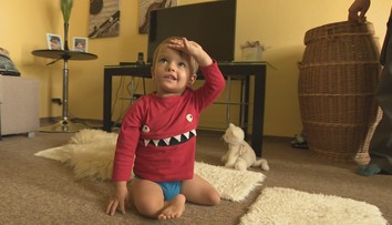 Teo sa narodil so zriedkavou deformáciou. Chýbajú mu píšťalové kosti