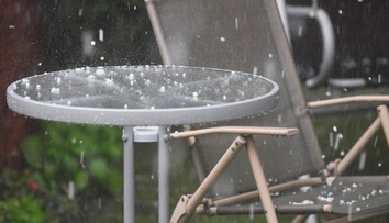 V Košiciach opäť padali krúpy