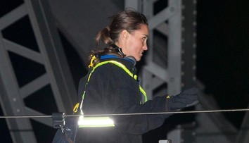 Zo svadobných šiat do kombinézy. Takto trávila svadobnú cestu Pippa Middleton