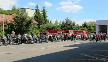 Spanilá jazda v Prešove: Motorkári si uctili pamiatku zosnulých hasičov zo spadnutého vrtuľníka