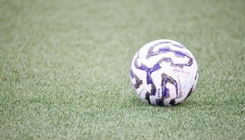 Skolaboval počas zápasu a následne zomrel. Futbalista zrejme veril v čarodejníctvo, čo sa mu stalo osudným