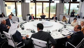 Lídri G7 sľúbili Ukrajine nové zbrane a zaviazali sa sprísniť sankcie voči Moskve