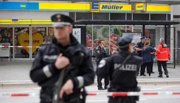 V Hamburgu zabíjal islamista. Tu sú podrobnosti útoku