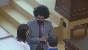 Po obvineniach zo znásilnenia odišiel už aj zo strany. Dominik Feri vystúpil z TOP 09