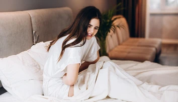 Žena zažíva neuveriteľné menštruačné bolesti. Nepomáha jej ani morfín
