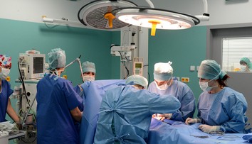 Žena niekoľko dní bojovala s infekciou. To, čo jej lekári našli vo vagíne, nečakal nikto