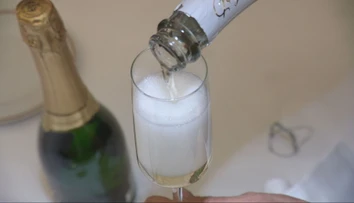 Nová éra sviatočných osláv: Užite si sviatky s nealkoholickými drinkami