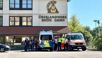 Útok nožom v areáli firmy v Bavorsku: Muž zavraždil ženu, ďalších dvoch zamestnancov vážne zranil