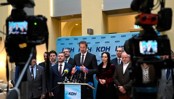 Jeden z poslancov KDH pripustil, že zvažuje odchod z parlamentu