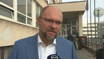 V kauze neoprávnených lustrácií vypovedal Sulík. Ukázali mu „pavúka“, ktorého si nechal vytiahnuť Bödör