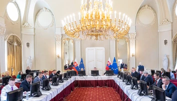 Slováci oznámkovali ministrov ako v škole. Najlepší obstál na trojku