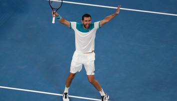 Čilič sa stal prvým finalistom Australian Open, Edmunda zdolal v troch setoch