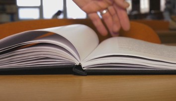 Ak študent podvádzal, titul mu nevezmú. Systém na trestanie plagiátorov je u nás deravý