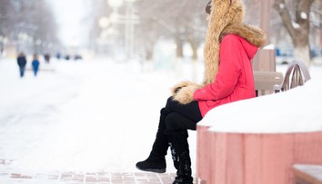 Hororová smrť v Poľsku. Dievča (†14) hodiny v mraze sedelo na lavičke, nikto si ju nevšímal