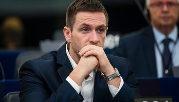 Republika predstavila prvé mená kandidátky, do volieb ju povedie Uhrík