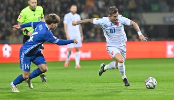 Reprezentácia neslúži na rozohrávanie sa. Tréneri, moderné metódy a hráči sú unavení, krúti hlavou expert