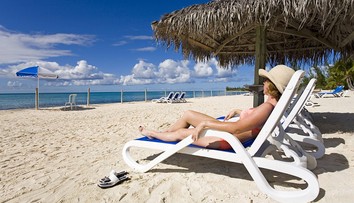 Viac míňajú a vyhľadávajú hotely bez detí. Slováci menia dovolenkové zvyky