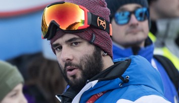 Ďalšie narážky na pokazené vzťahy v rodine? Brat Petry Vlhovej s veľavravným odkazom