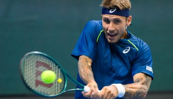 Slováci vo Francúzsku neuspeli a čaká ich súboj o udržanie. V dueli jednotiek Molčan ťahal za kratší koniec